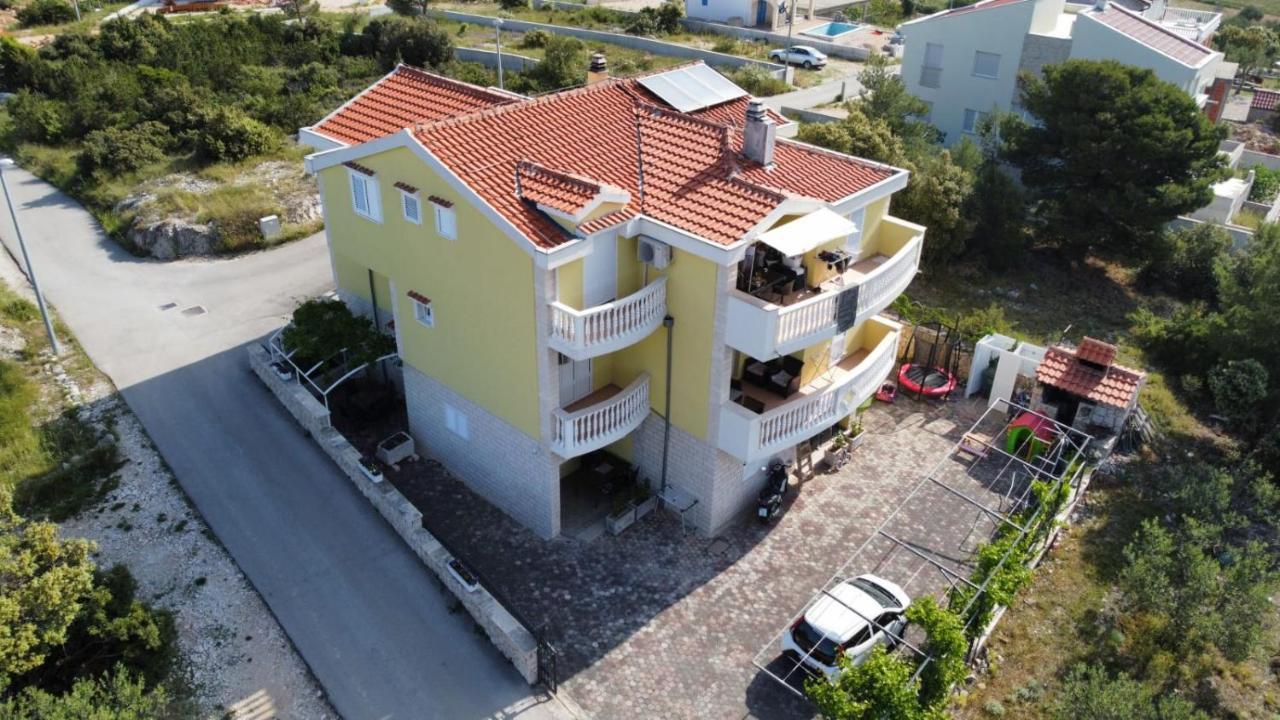Apartment Josipa Гребащиця Екстер'єр фото